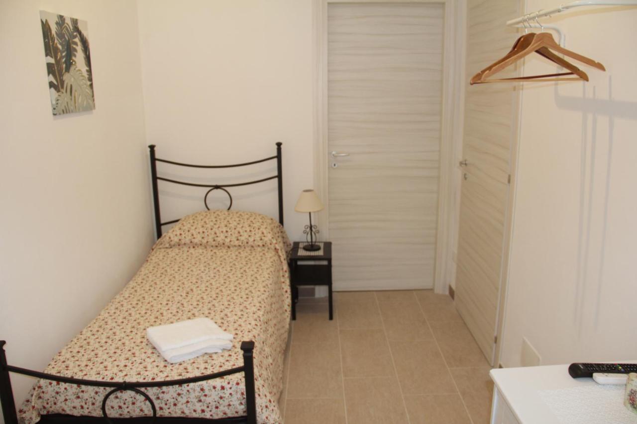 Cataldi'S Rooms Noto Extérieur photo