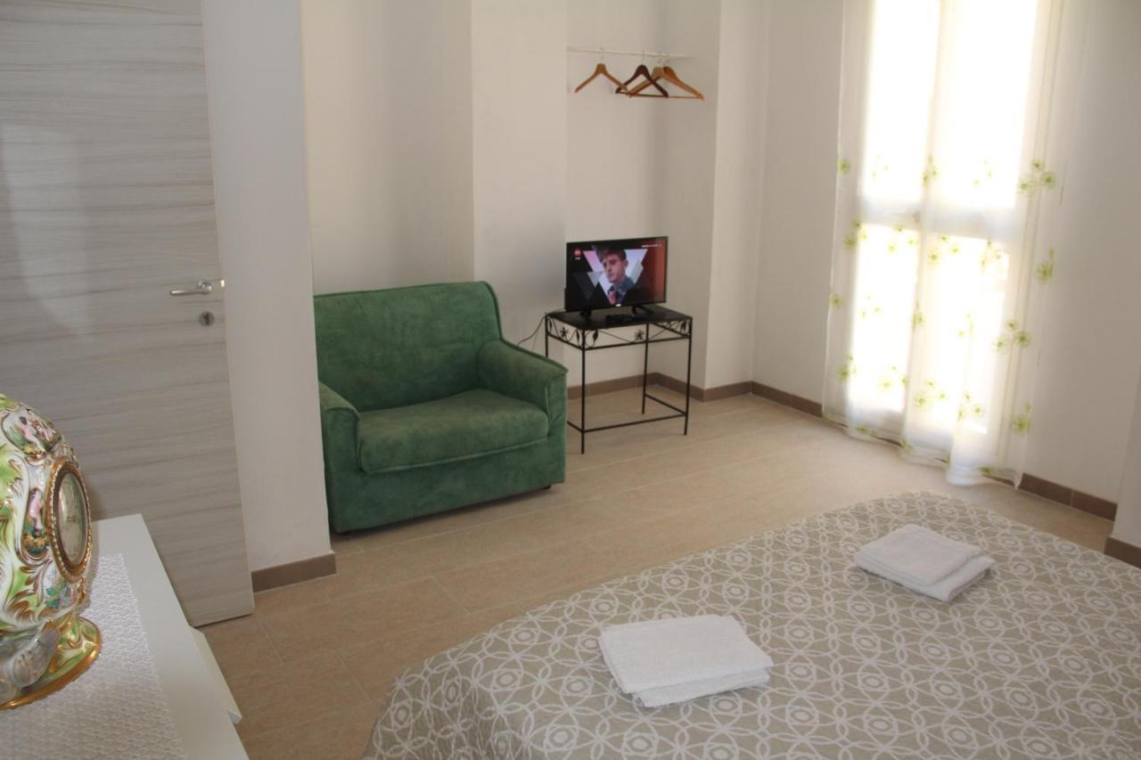 Cataldi'S Rooms Noto Extérieur photo