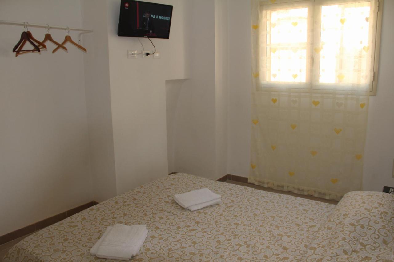 Cataldi'S Rooms Noto Extérieur photo